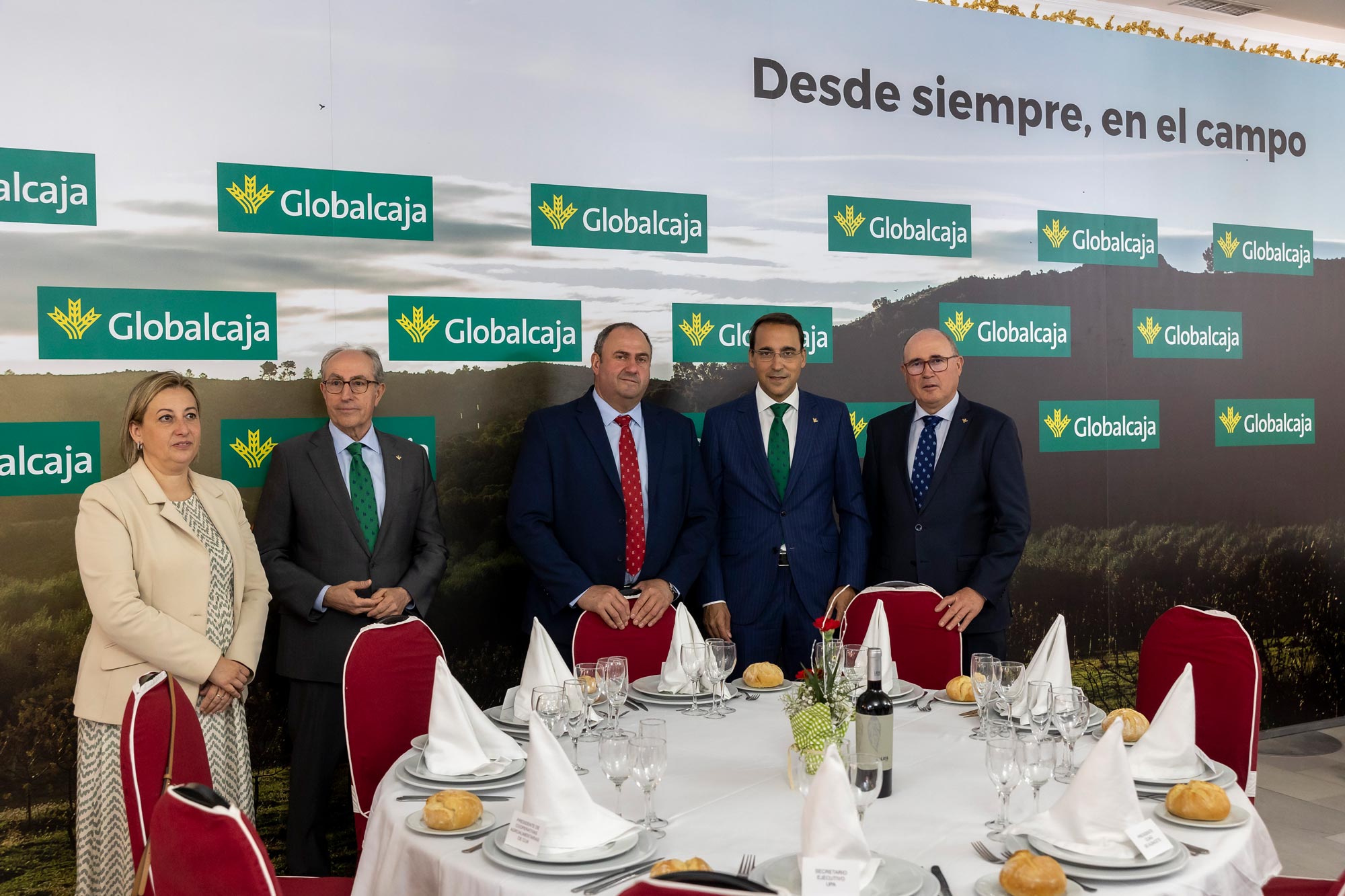 Tradicional comida de Globalcaja en Expovicaman.