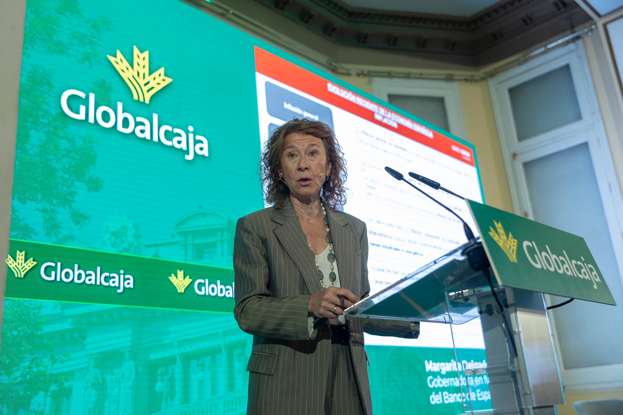 Margarita Delgado durante su intervención en el desayuno empresarial de Globalcaja. 